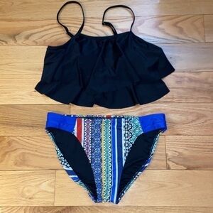 Bikini bathing suit, top Shein, bottom Coastal Blue, both size M, good condition